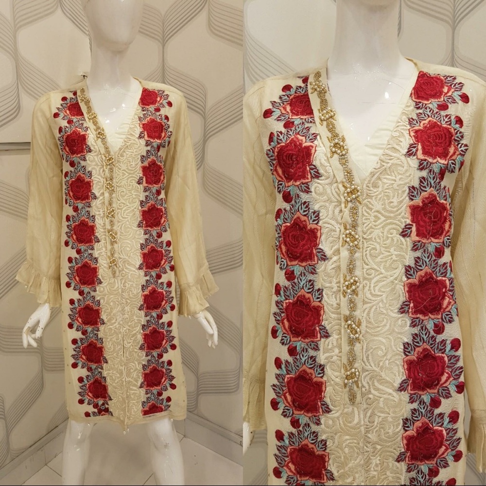 Agha noor shirt size LArge
